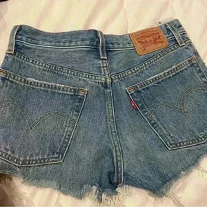Denim Levi cut offs Size 29 Pre Owned Condition
